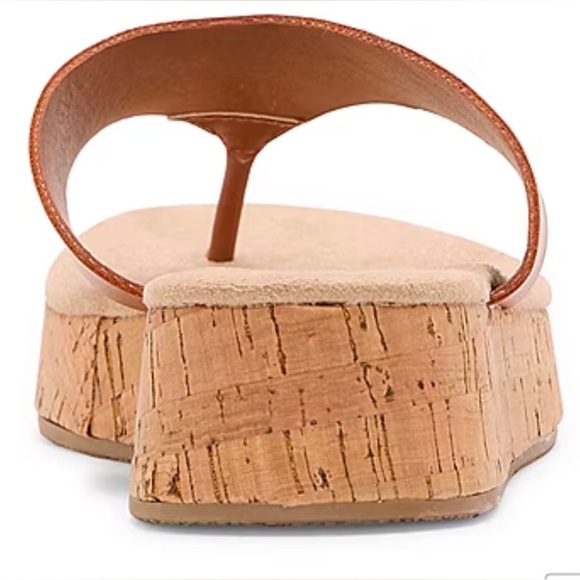 St. John's Bay Womens Brown Salden Flip-Flops Sandal Size 11 - Picture 3 of 10